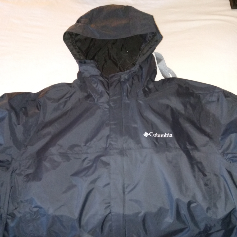 XXL black Columbia rain jacket